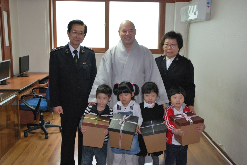 2010.05.17_구세군 후생원 방문 (4)